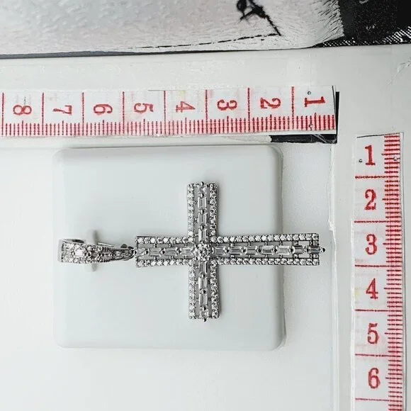 "925 Sterling Silver Plated CZ Pendant, INUS1BR190 - Picture 9 of 10